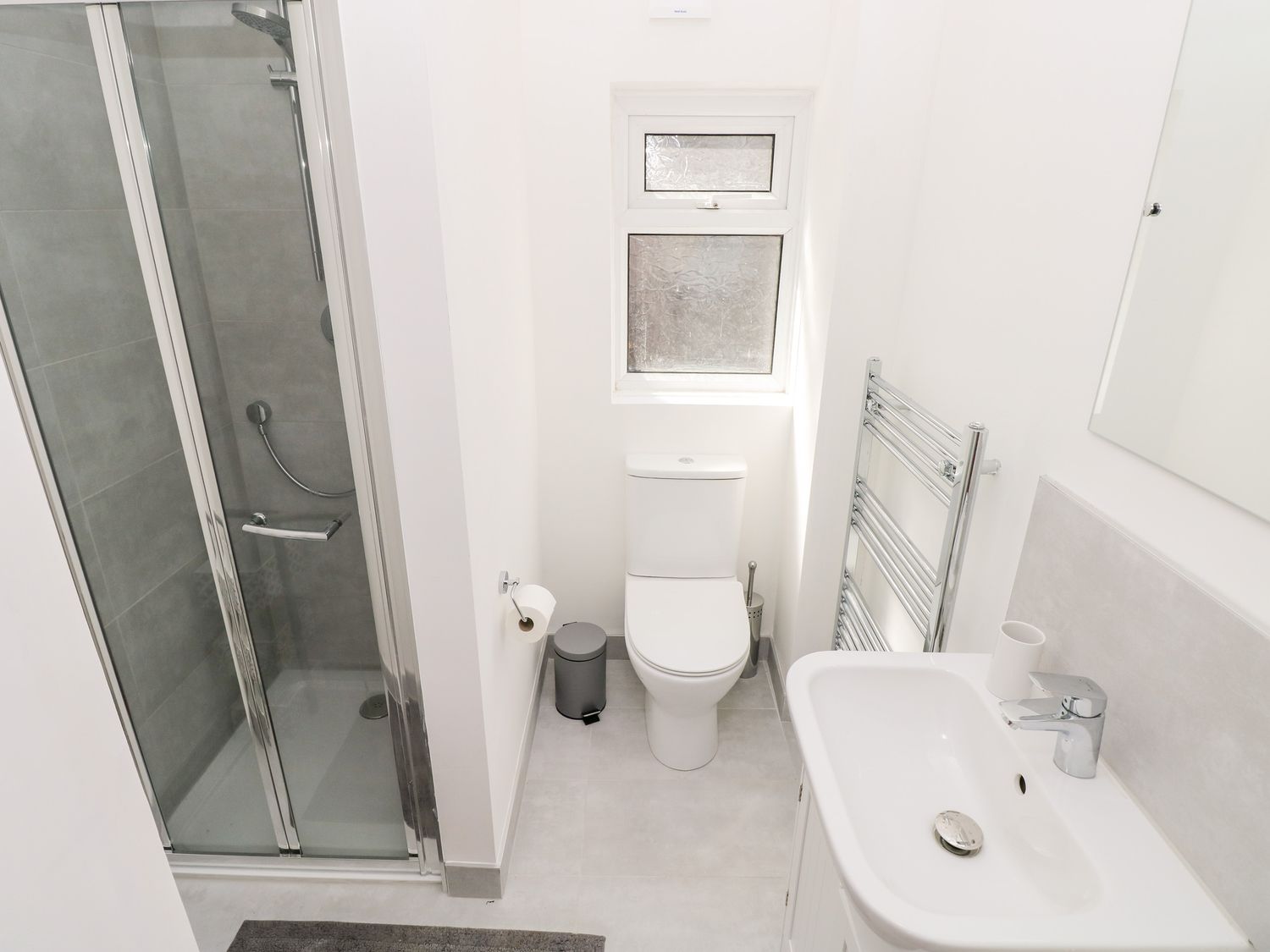 En-suite shower room